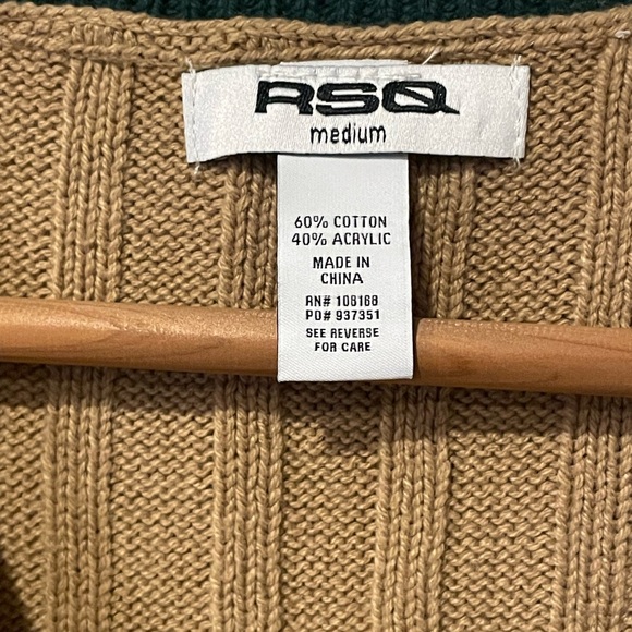 Tilly’s RSQ Tan and green cropped sweater vest size medium - Picture 4 of 6